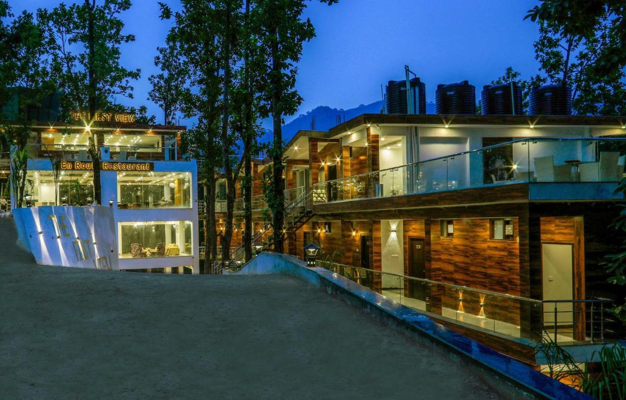 The First View Resort Lansdowne Exterior foto