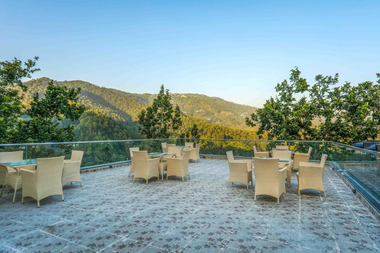 The First View Resort Lansdowne Exterior foto